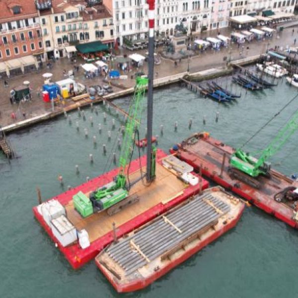 Rifacimento del pontile ACTV Rossi Renzo Costruzioni a Venezia - Geofondazioni